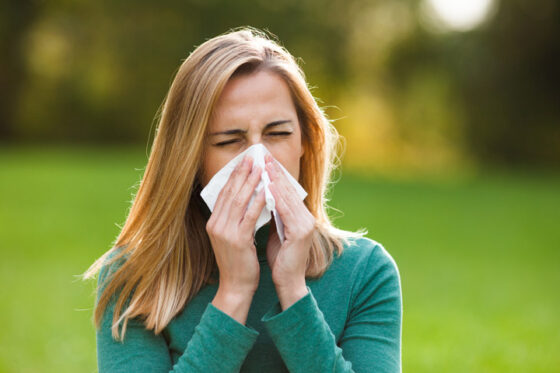 Alivia los síntomas de la alergia primaveral.